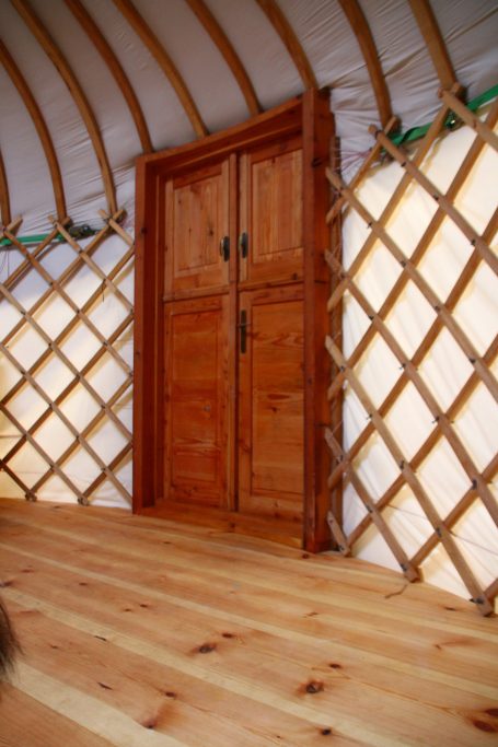 Türelement und Rahmen aus Lärche oder Douglasie